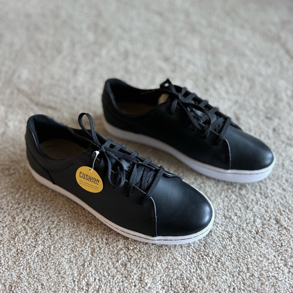 Clarks Sneakers